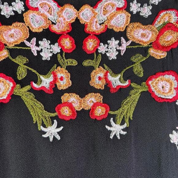 Shein Women's Blouse Size M Black Ruffled with Floral Embroidery Boho, Peasant - Picture 3 of 9